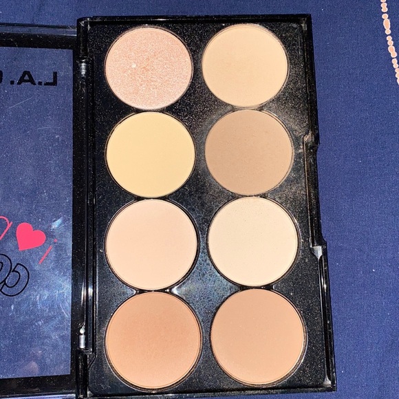 L.A Colors Contour Palette - Picture 2 of 2